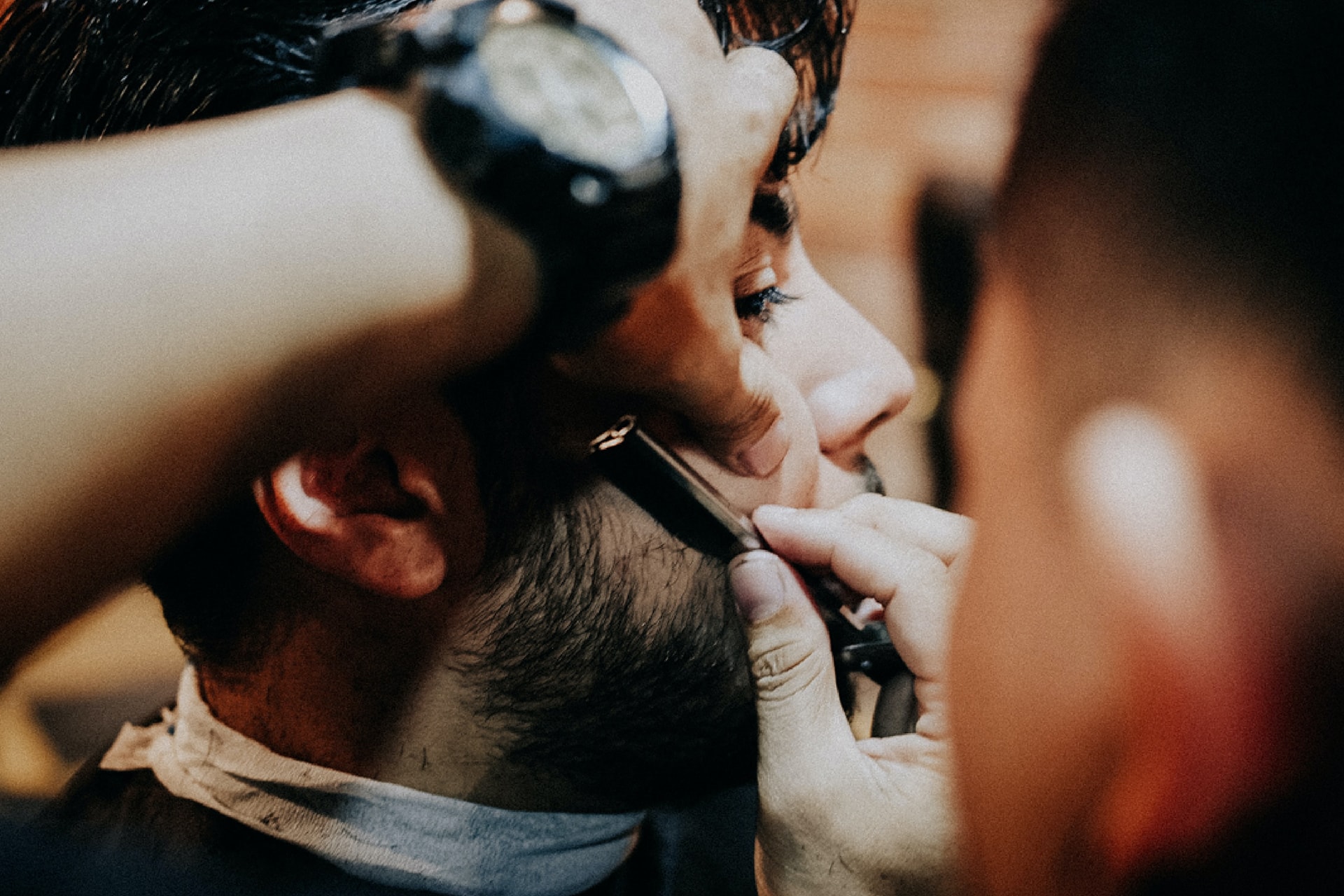 dwi-rina-1mCES8oURBk-unsplash
